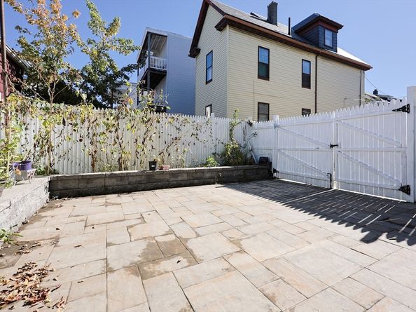 70 Chester Avenue, Chelsea MA 02150