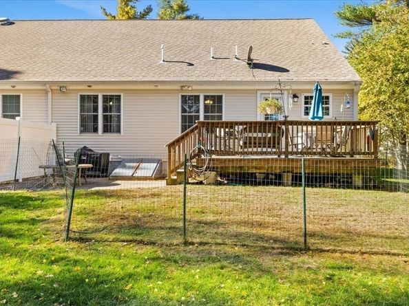 6 Rock Marsh Rd A, Wareham MA 02571