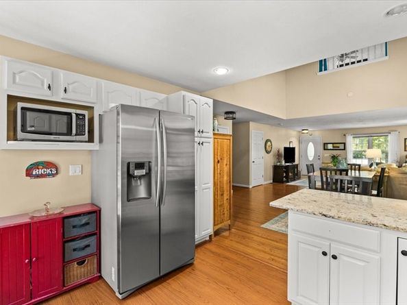 6 Rock Marsh Rd A, Wareham MA 02571