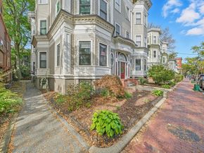 15 Trowbridge St 12A, Cambridge MA 02138