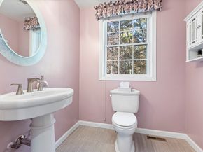16 Hilltop Dr, Douglas MA 01516