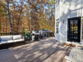 16 Hilltop Dr, Douglas MA 01516