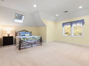 16 Hilltop Dr, Douglas MA 01516