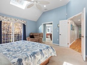 16 Hilltop Dr, Douglas MA 01516