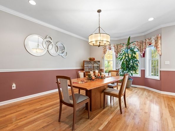 16 Hilltop Dr, Douglas MA 01516
