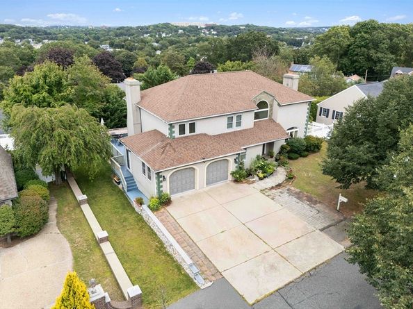 141 Gardiner Rd, Quincy MA 02169