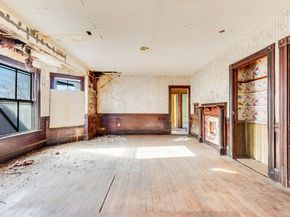 28 Thornton Park, Winthrop MA 02152