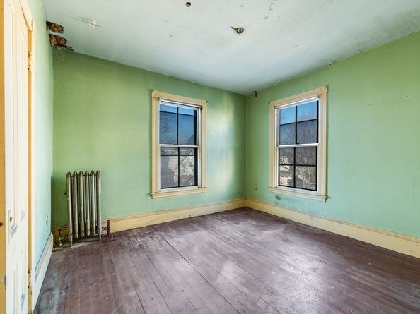 28 Thornton Park, Winthrop MA 02152