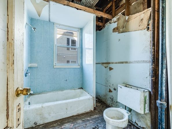 28 Thornton Park, Winthrop MA 02152