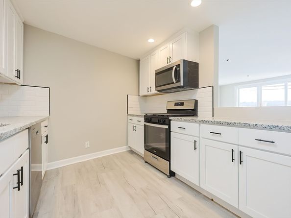 348 Rantoul Street 202, Beverly MA 01915