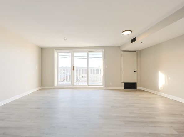 348 Rantoul Street 202, Beverly MA 01915