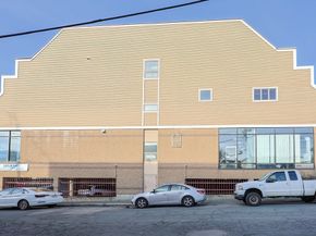 348 Rantoul Street 202, Beverly MA 01915