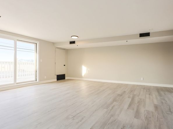 348 Rantoul Street 202, Beverly MA 01915