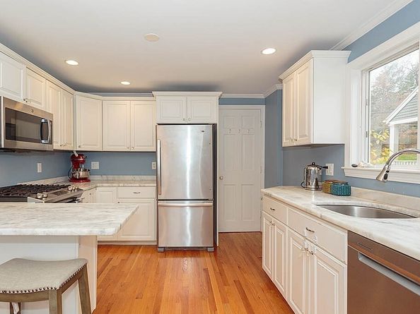 41 Orris Street, Melrose MA 02176