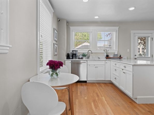 20 Wilbur St, Weymouth MA 02190