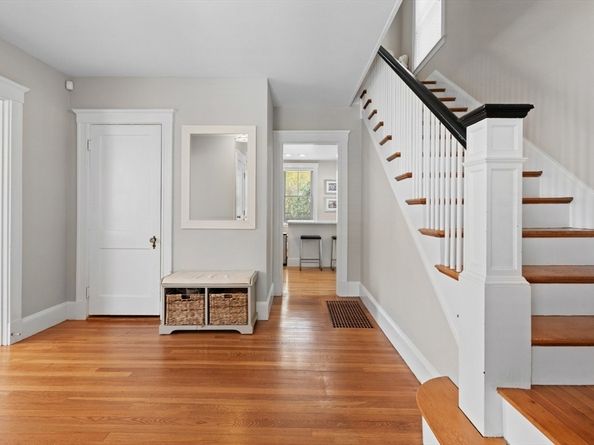 20 Wilbur St, Weymouth MA 02190