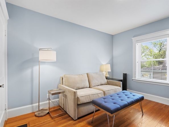 20 Wilbur St, Weymouth MA 02190