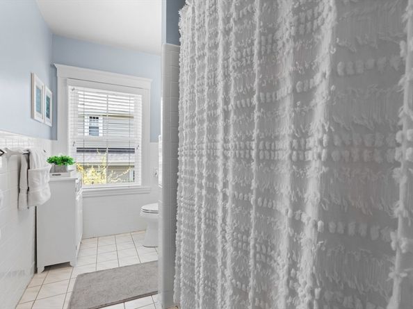 20 Wilbur St, Weymouth MA 02190