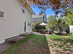 20 Wilbur St, Weymouth MA 02190