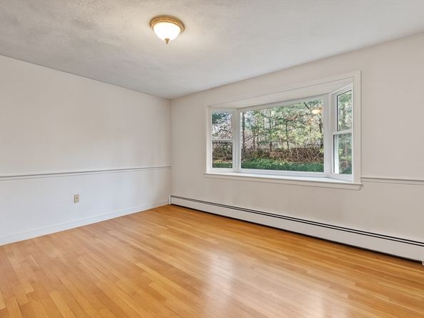 16 Albemarle Rd, Norwood MA 02062