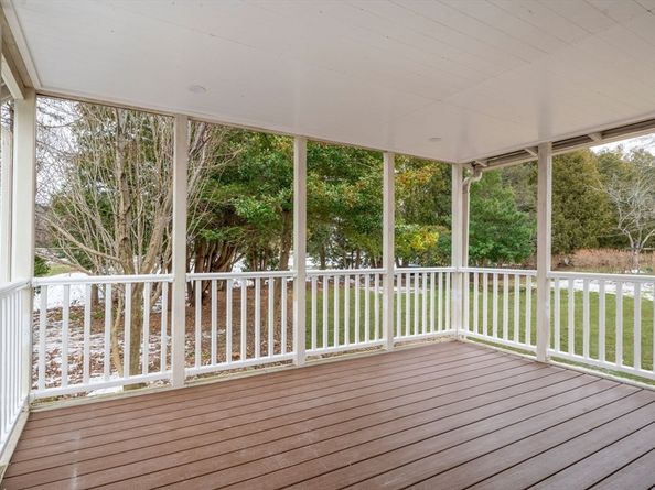 16 Ward Lane, Westborough MA 01581