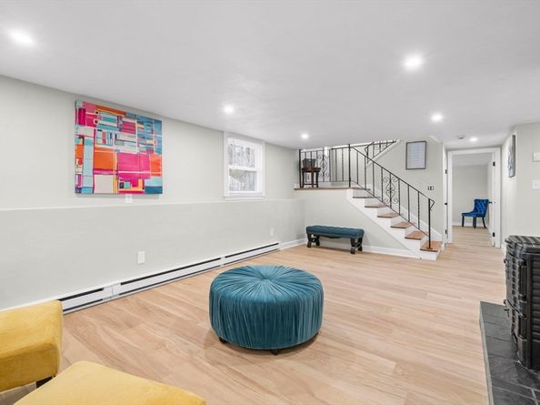 16 Ward Lane, Westborough MA 01581