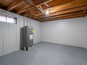 16 Ward Lane, Westborough MA 01581