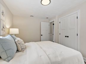 4 Richard Rd, Hudson MA 01749