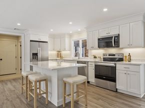 4 Richard Rd, Hudson MA 01749