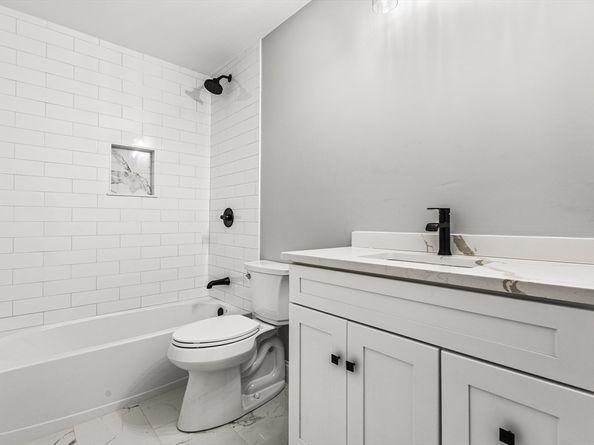 5R Smith St 2, Rockport MA 01966