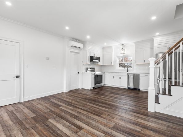 5R Smith St 2, Rockport MA 01966