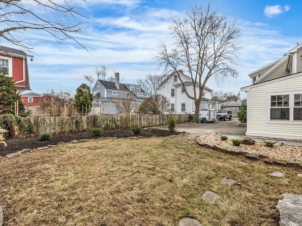 5R Smith St 2, Rockport MA 01966