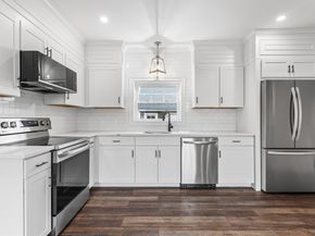 5R Smith St 2, Rockport MA 01966