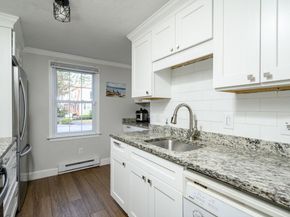 848 Plain St 23, Marshfield MA 02050