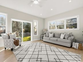 158 Central St, Rockland MA 02370