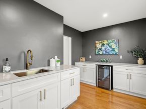 158 Central St, Rockland MA 02370