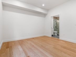 33 Pearl St. 1, Boston MA 02125