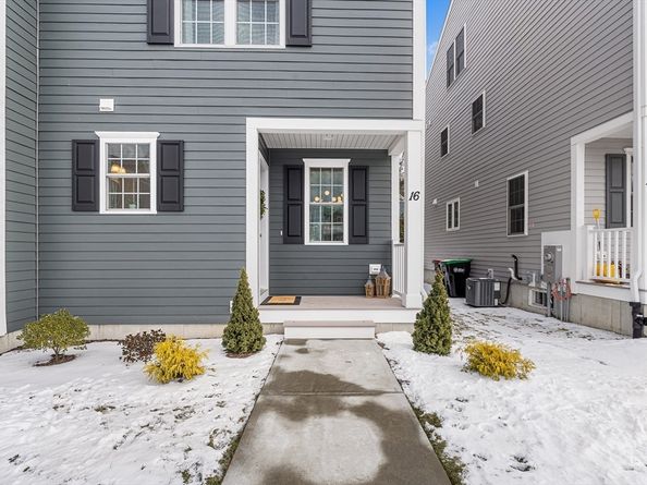 7 Hill St 16, Norfolk MA 02056