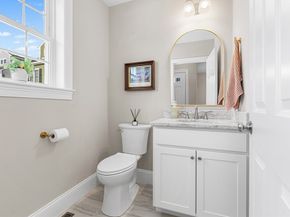 7 Hill St 16, Norfolk MA 02056