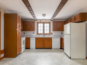 224 Podunk Road, Sturbridge MA 01566