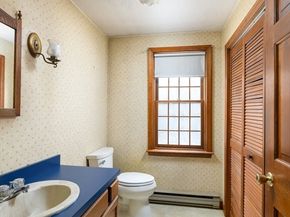 224 Podunk Road, Sturbridge MA 01566