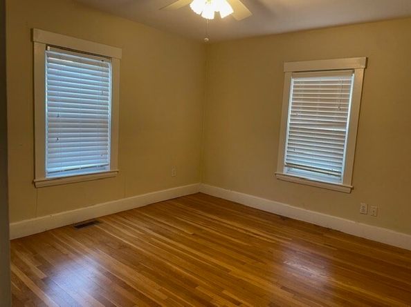 10 Naviens Ln 1, Waltham MA 02453