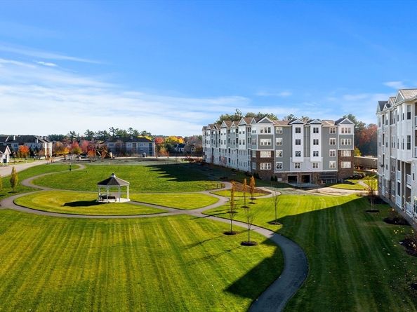 320 Martins Landing 311, North Reading MA 01864