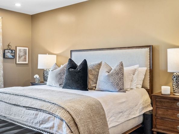 258-260 W 3rd St 1, Boston MA 02127