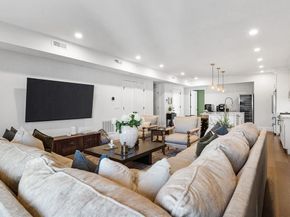 258-260 W 3rd St 1, Boston MA 02127