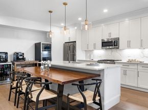 258-260 W 3rd St 1, Boston MA 02127