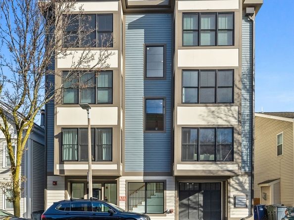 258-260 W 3rd St 1, Boston MA 02127