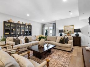 258-260 W 3rd St 1, Boston MA 02127