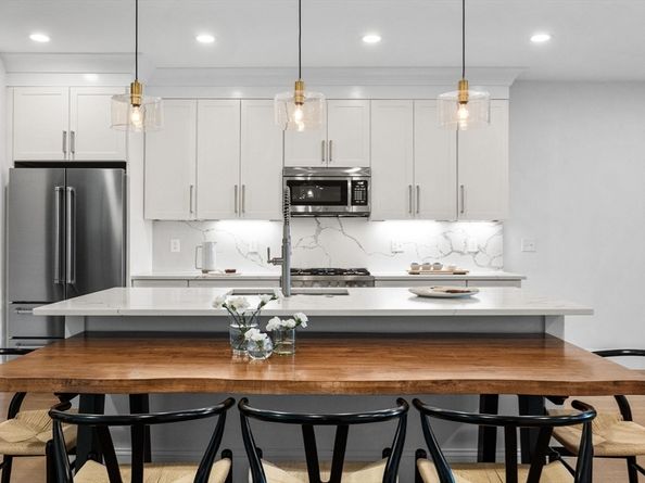 258-260 W 3rd St 1, Boston MA 02127