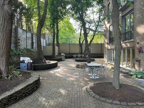 33 Pond Ave 422, Brookline MA 02445